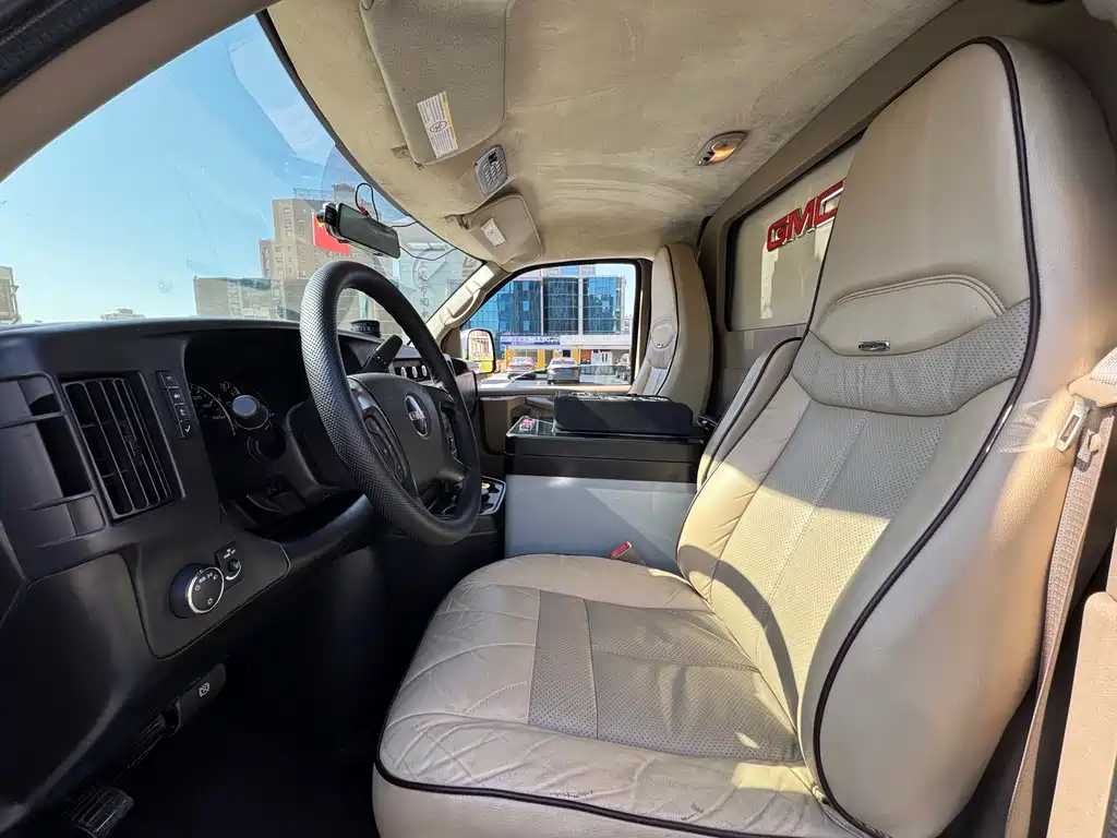 GMC GMC Savana 2012 6.0L Ultimate Leader Edition 2012 - thumbnail 17