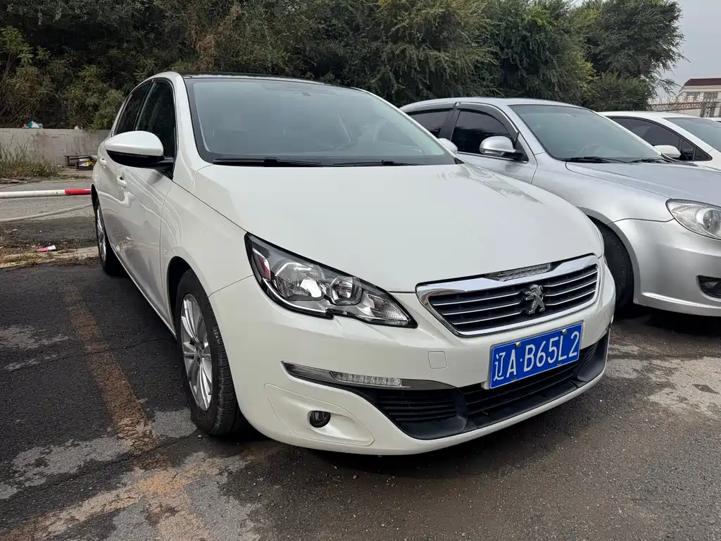 Peugeot Peugeot 308S 2015 1.2T Automatic Sport Edition 2015 - thumbnail 3