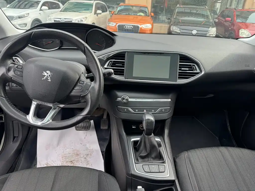 Peugeot Peugeot 308S 2015 1.2T Automatic Sport Edition 2015 - thumbnail 7
