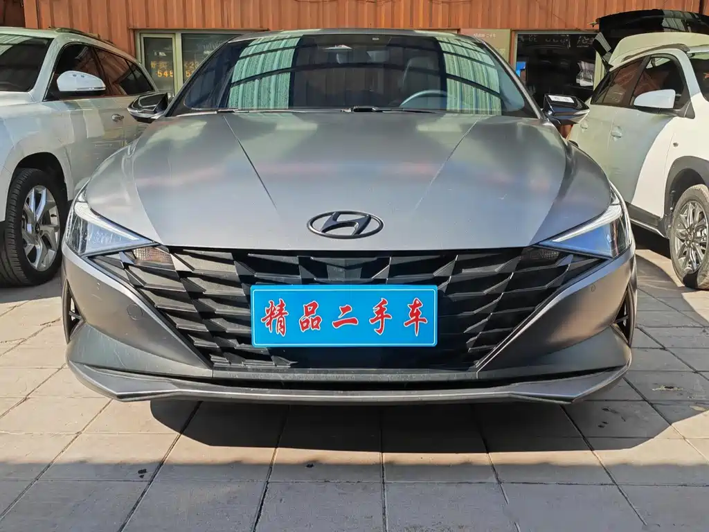 Hyundai Elantra 2022 1.5L CVT 20th Anniversary Edition 2023 - thumbnail 2