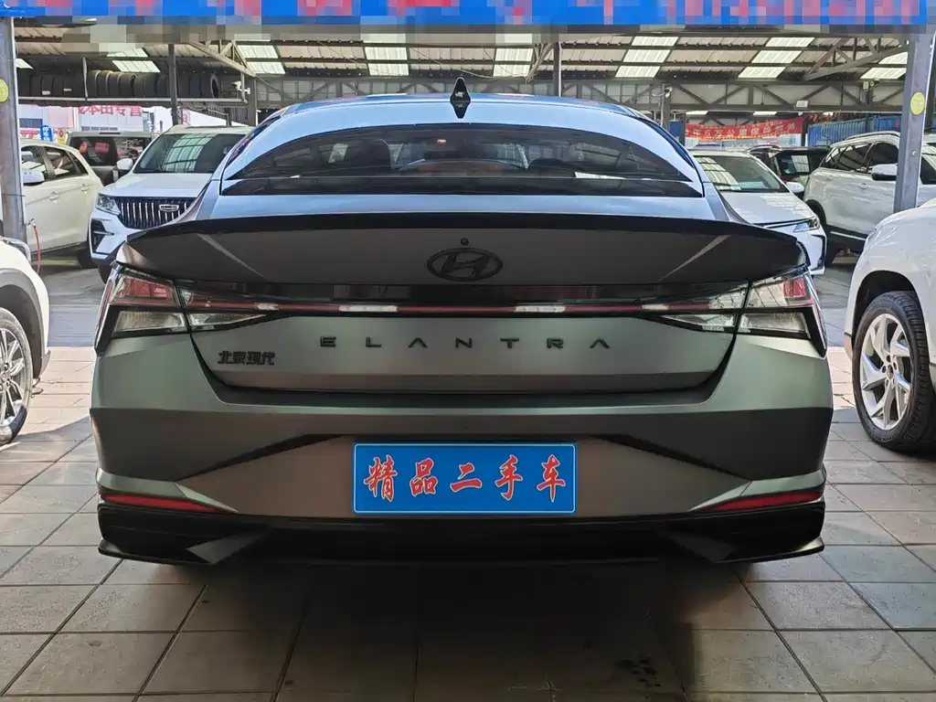 Hyundai Elantra 2022 1.5L CVT 20th Anniversary Edition 2023 - thumbnail 17