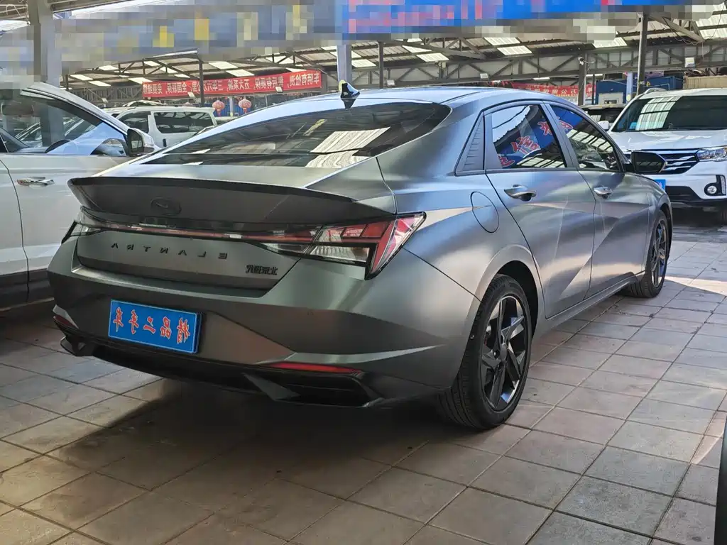 Hyundai Elantra 2022 1.5L CVT 20th Anniversary Edition 2023 - thumbnail 18
