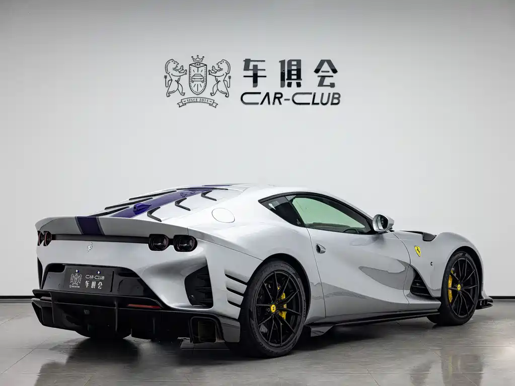 Ferrari Ferrari 812 Superfast 2024 6.5L Automatic 2024 - thumbnail 5