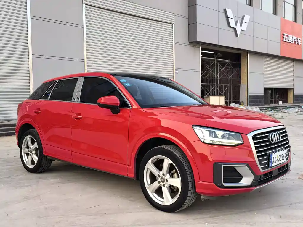 Audi Audi Q2L 2018 35 TFSI Fashion Elegant Model National V 2020 - thumbnail 3