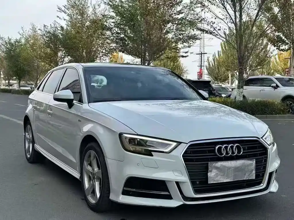 Audi Audi A3 Sportback 35 TFSI Fashion Edition 2020 Model VI 2020 - thumbnail 3