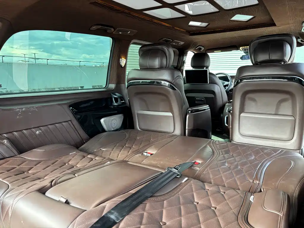 Mercedes-Benz Mercedes-Benz V-Class (Imported) 2020 Model V 250 2020 - thumbnail 13
