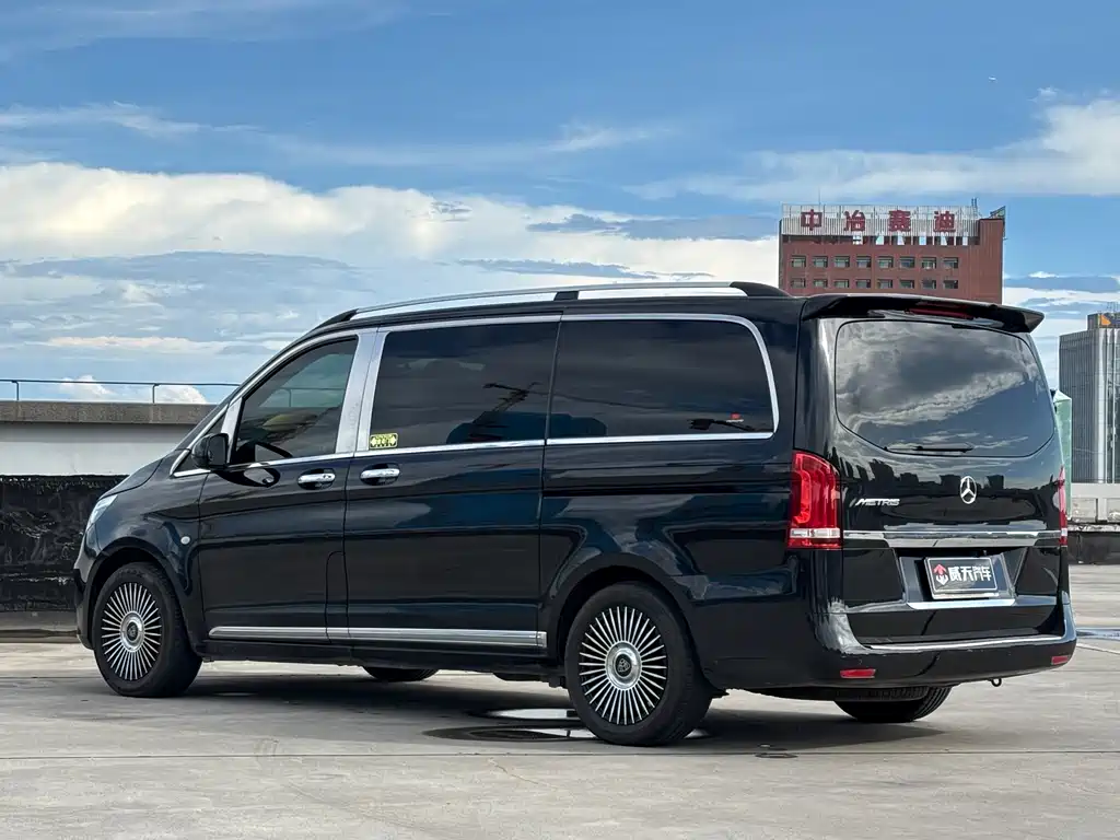 Mercedes-Benz Mercedes-Benz V-Class (Imported) 2020 Model V 250 2020 - thumbnail 20
