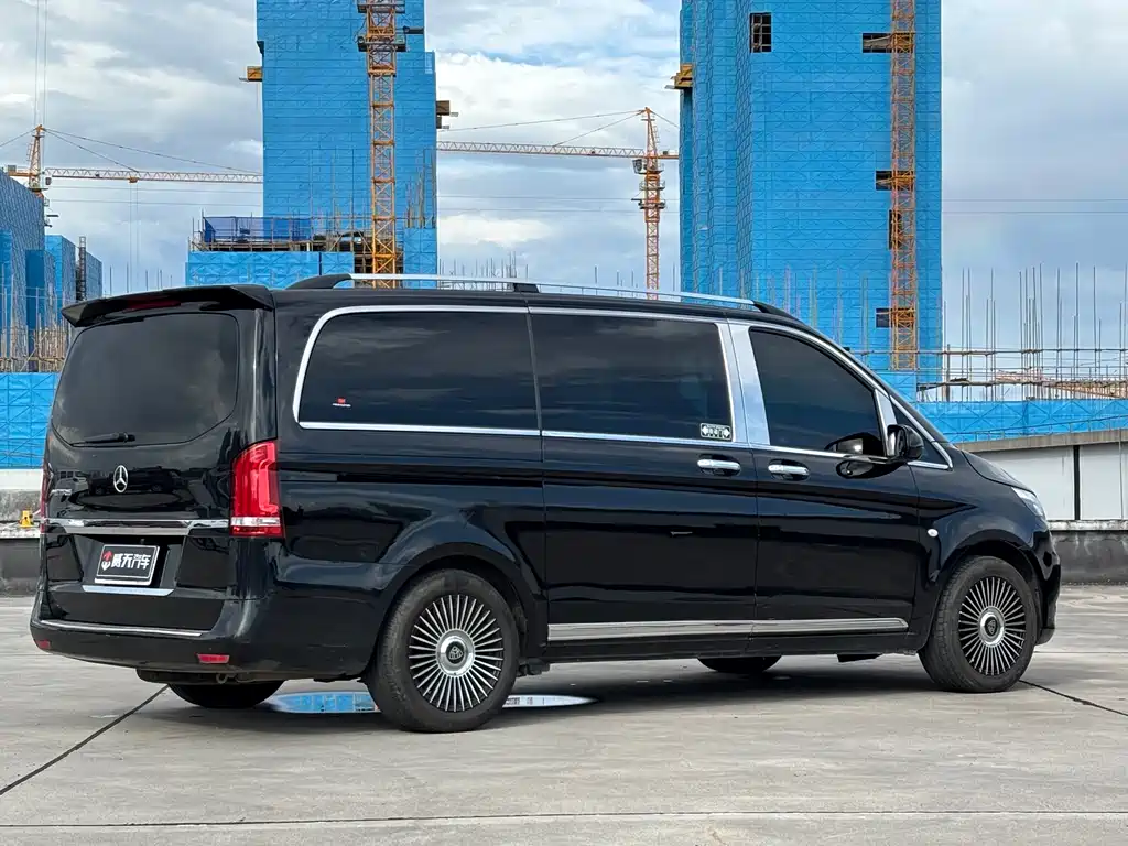 Mercedes-Benz Mercedes-Benz V-Class (Imported) 2020 Model V 250 2020 - thumbnail 22