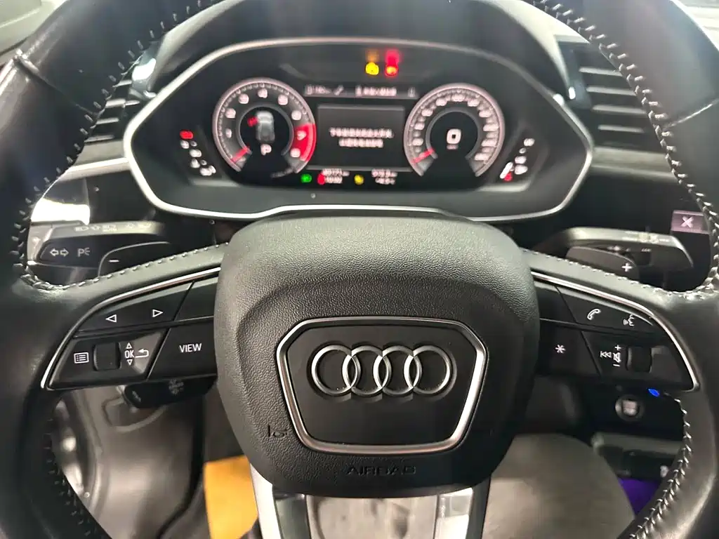 Audi Audi Q3 2022 35 TFSI Fashion Dynamic Edition 2023 - thumbnail 12