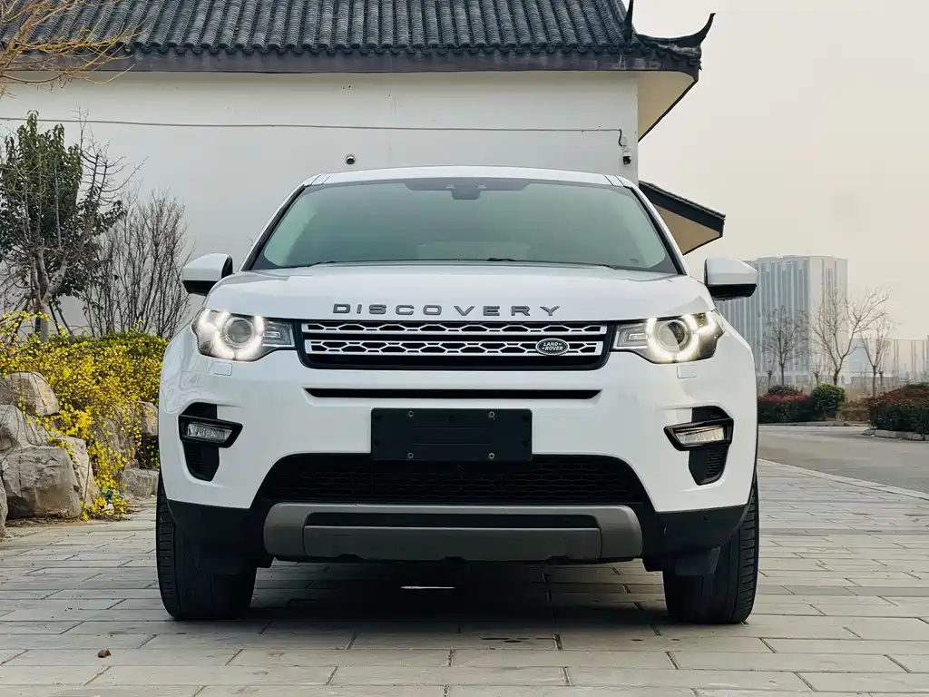 Land Rover Discovery Sport 2019 240PS HSE Edition China VI 2019 - thumbnail 2