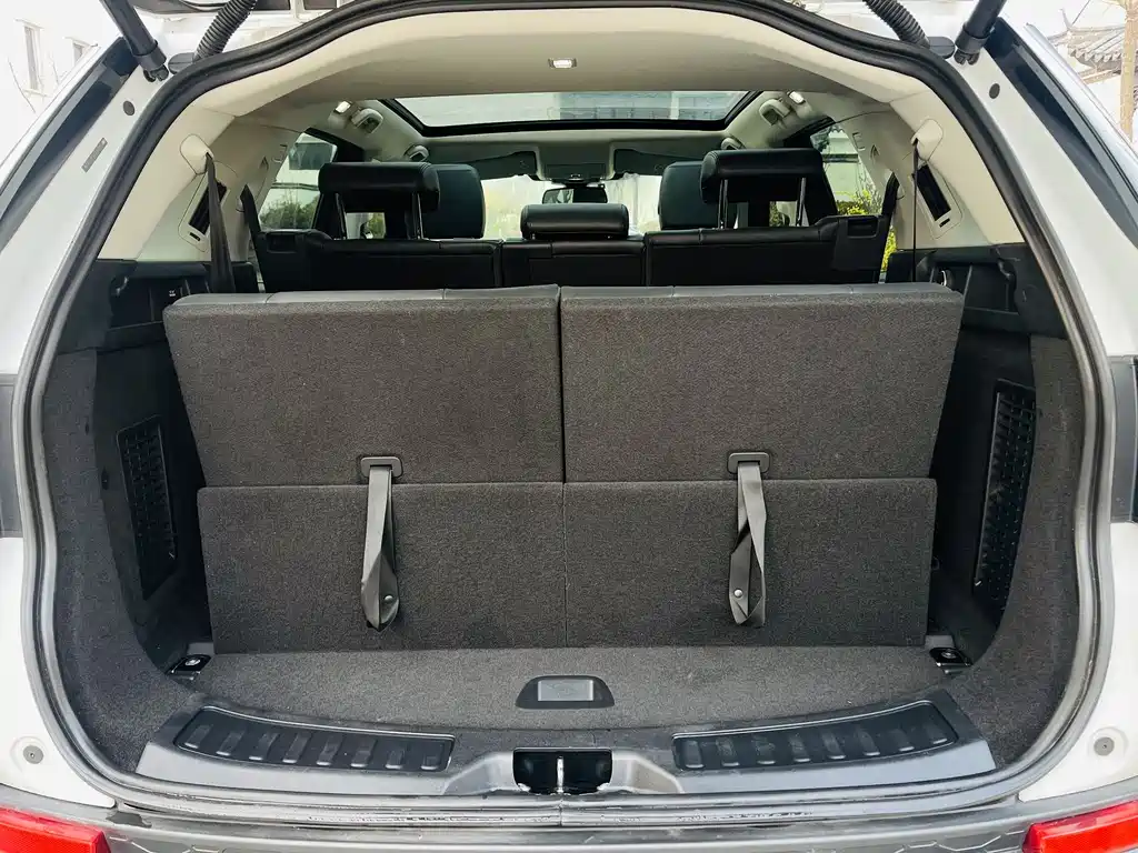 Land Rover Discovery Sport 2019 240PS HSE Edition China VI 2019 - thumbnail 17