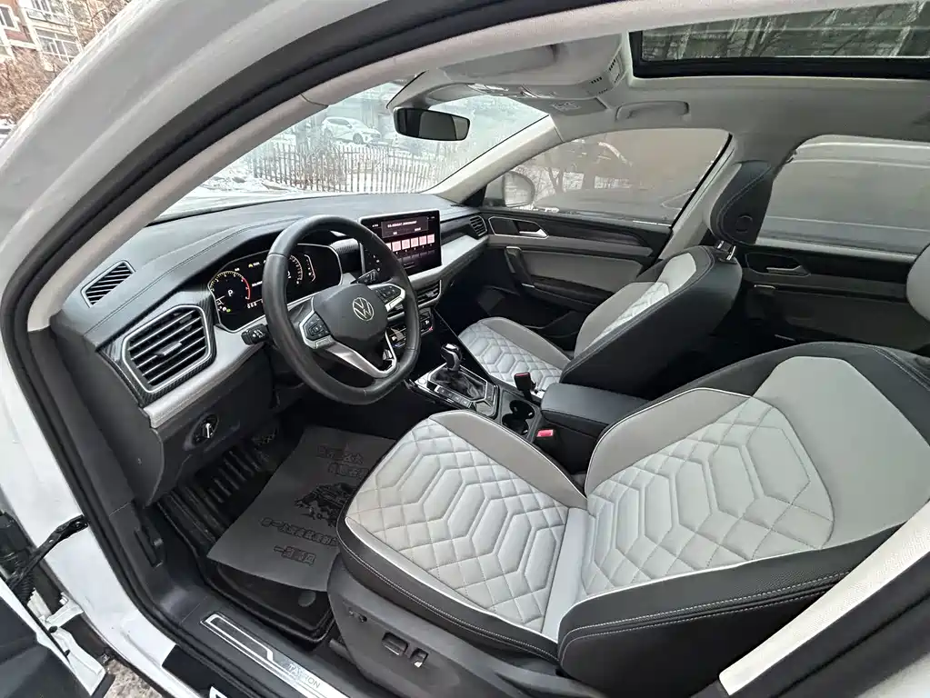 Volkswagen Tayron 2023 280TSI 2WD Luxury Plus Advanced Edition 2023 - thumbnail 13