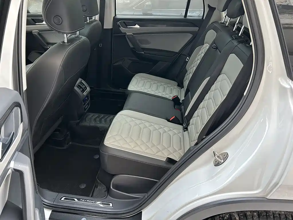 Volkswagen Tayron 2023 280TSI 2WD Luxury Plus Advanced Edition 2023 - thumbnail 16