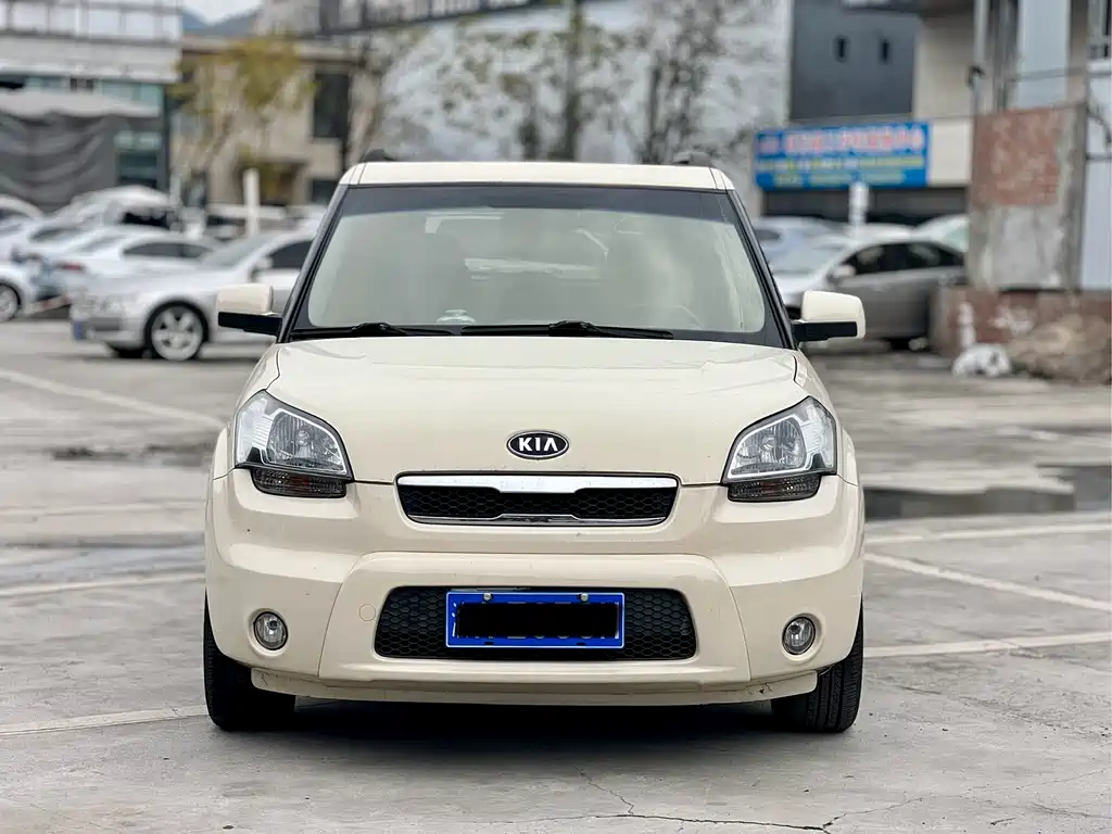 Kia Soul 2010 1.6L AT Premium 2011 - thumbnail 2