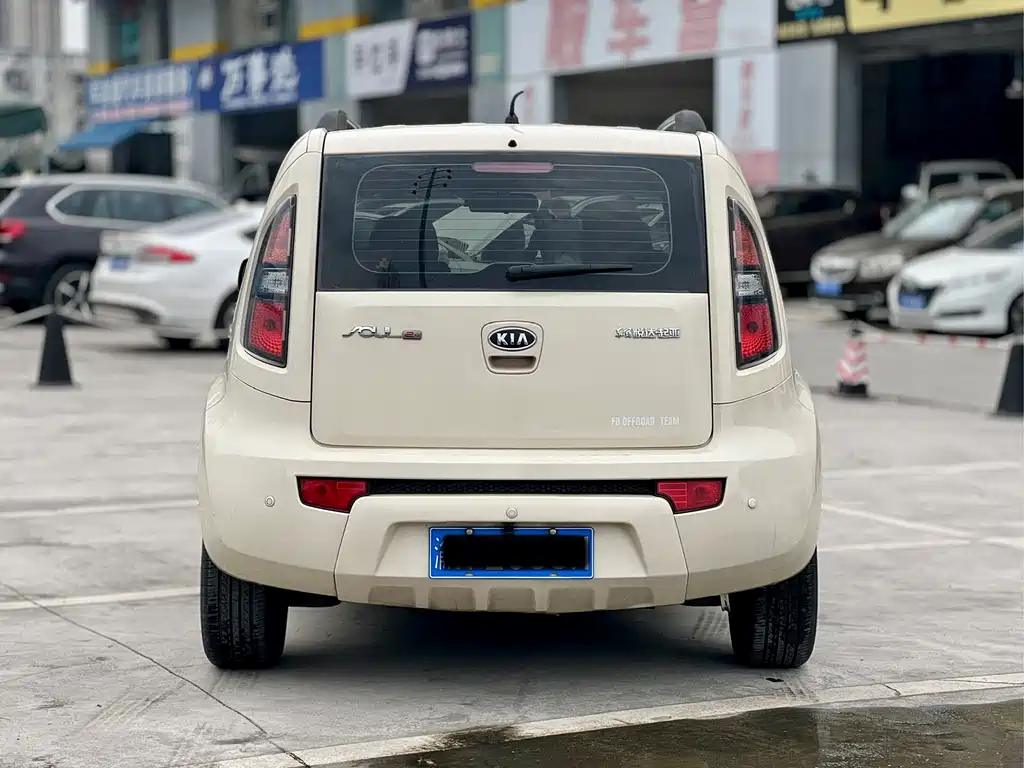 Kia Soul 2010 1.6L AT Premium 2011 - thumbnail 5