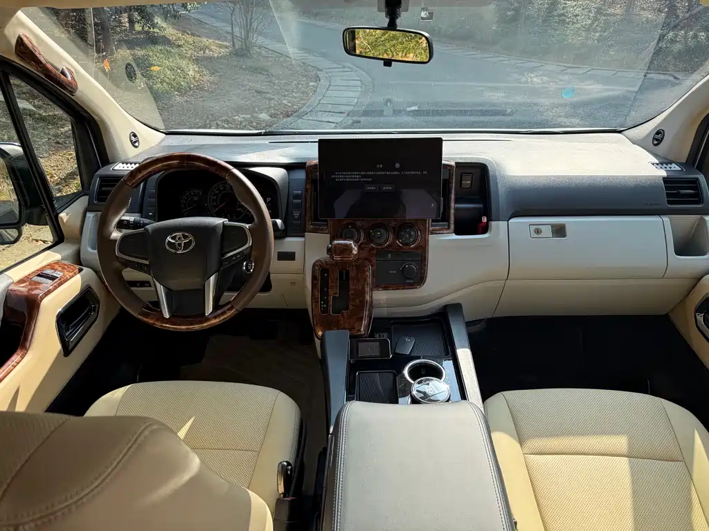 Toyota Toyota Hiace 2024 3.5L Middle East Version 2024 - thumbnail 7