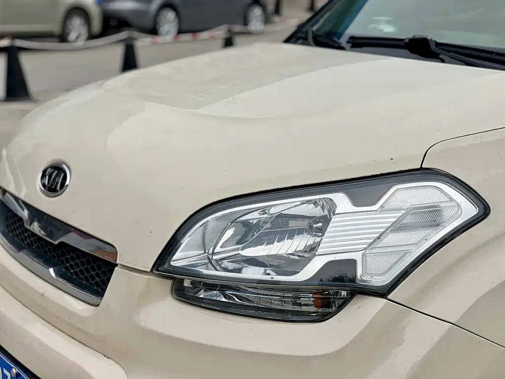 Kia Soul 2010 1.6L AT Premium 2011 - thumbnail 11