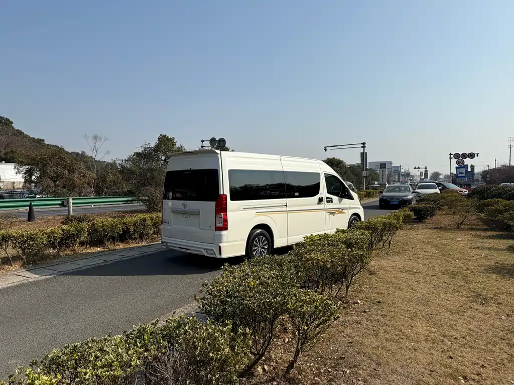 Toyota Toyota Hiace 2024 3.5L Middle East Version 2024 - thumbnail 14