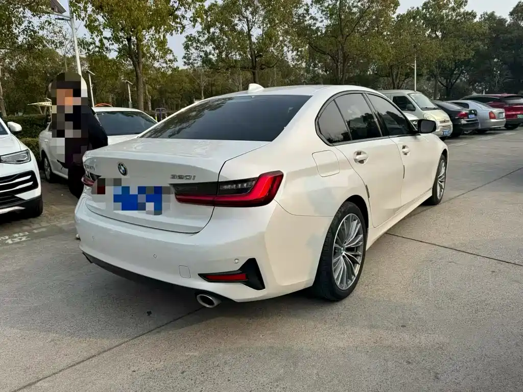 BMW BMW 3 Series 2022 Model Year Facelift 320i Sport Package 2022 - thumbnail 7