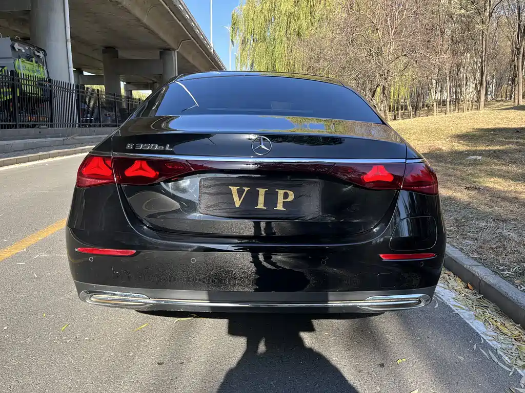 Mercedes-Benz Mercedes-Benz E-Class 2024 E 350 e L Plug-in Hybrid Sedan 2024 - thumbnail 6