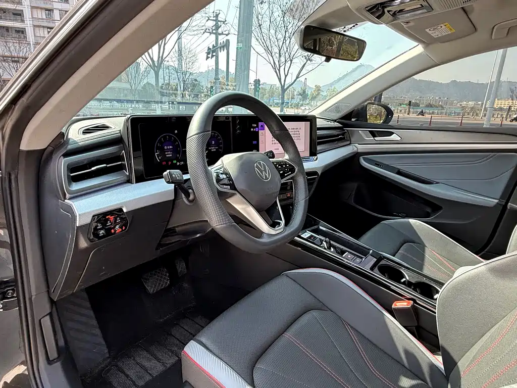 Volkswagen Lamando 2024 Lamando L 280TSI DSG Cool Spice Edition 2024 - thumbnail 5