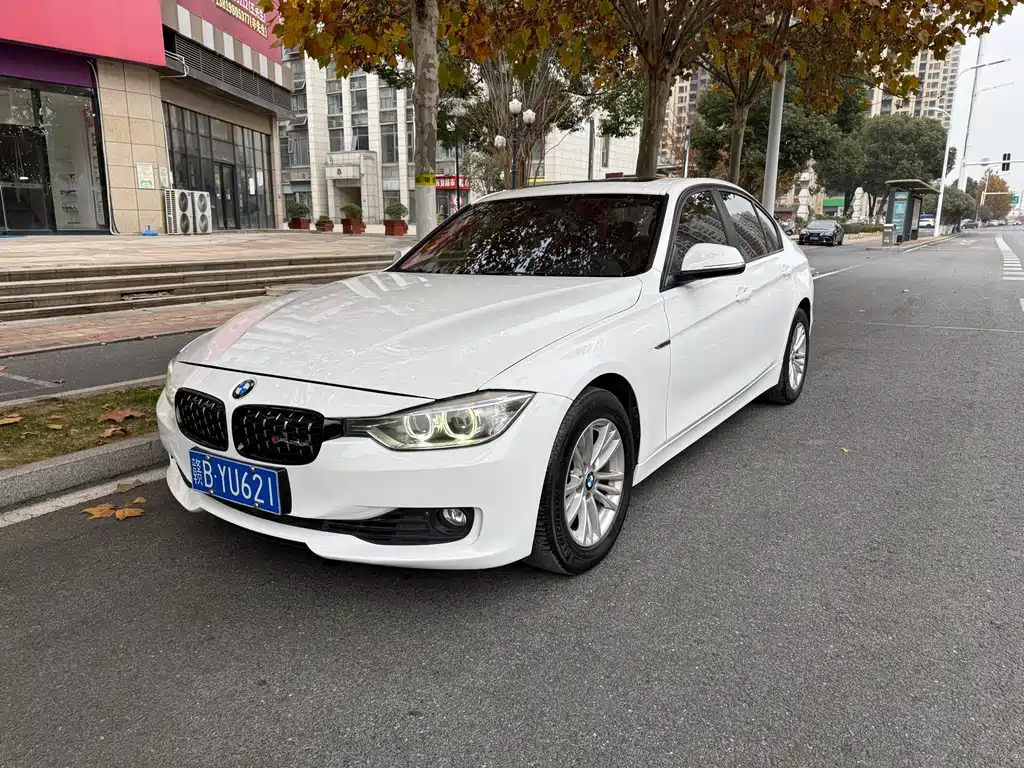 BMW BMW 3 Series Import 2013 320i Fashion Model 2012