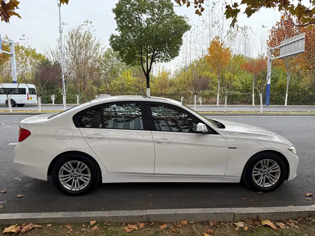 BMW BMW 3 Series Import 2013 320i Fashion Model 2012 - thumbnail 7