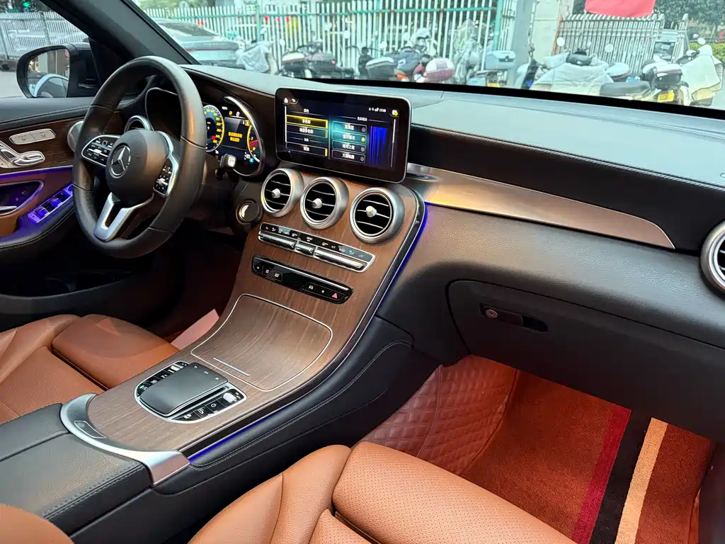 Mercedes-Benz Mercedes-Benz GLC 2021 GLC 300 L 4MATIC Sport Edition 2021 - thumbnail 9