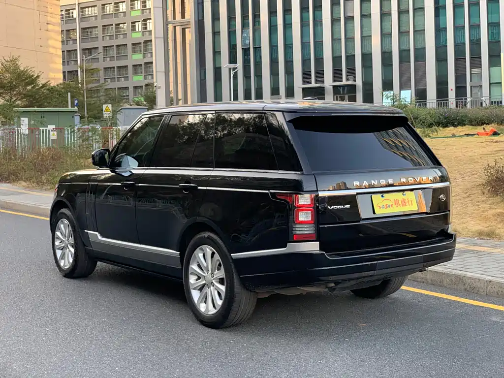 Land Rover Range Rover 2014 3.0 SC V6 Vogue 2014 - thumbnail 17