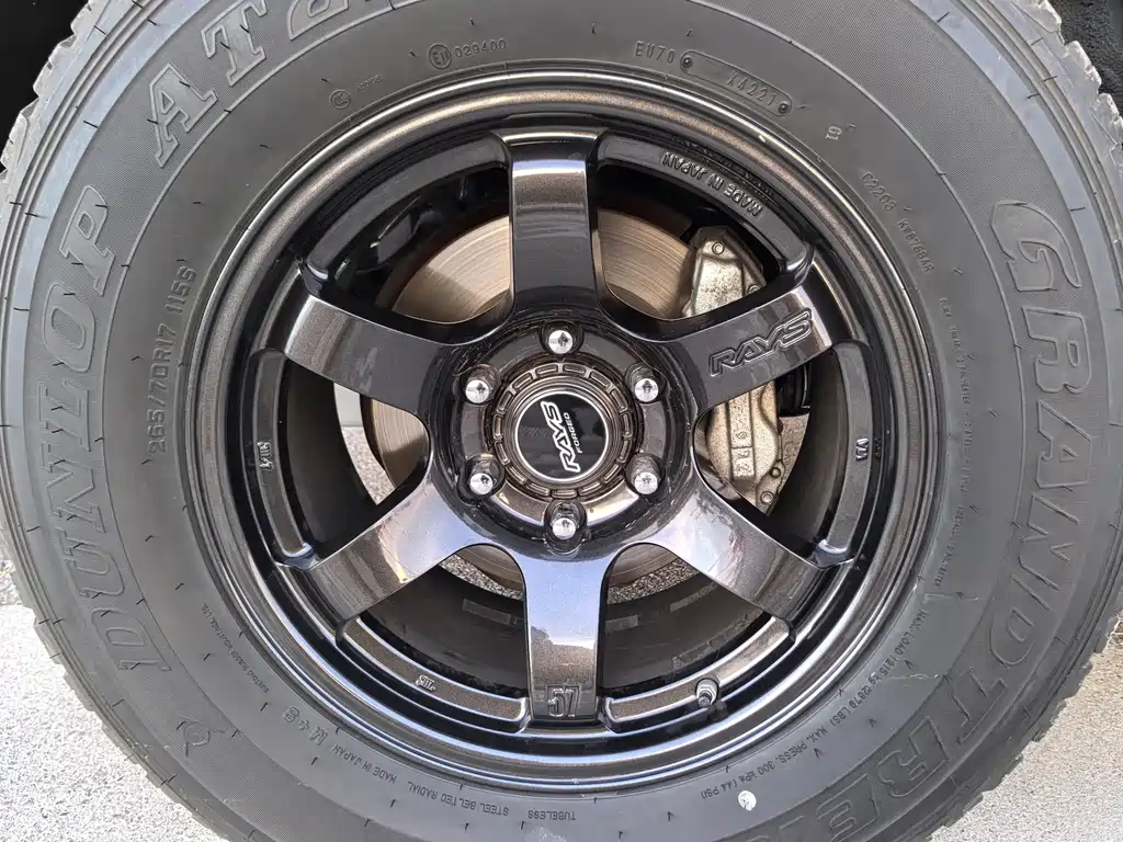 Toyota Land Cruiser (Imported) 2019 Model 4.0L Automatic 2020 - thumbnail 6