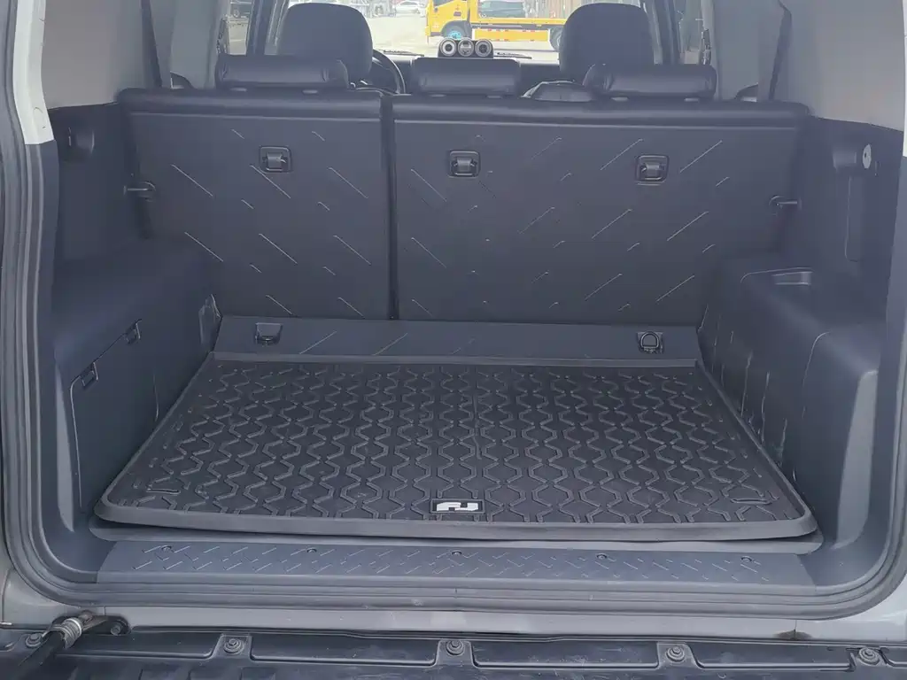 Toyota Land Cruiser (Imported) 2019 Model 4.0L Automatic 2020 - thumbnail 18