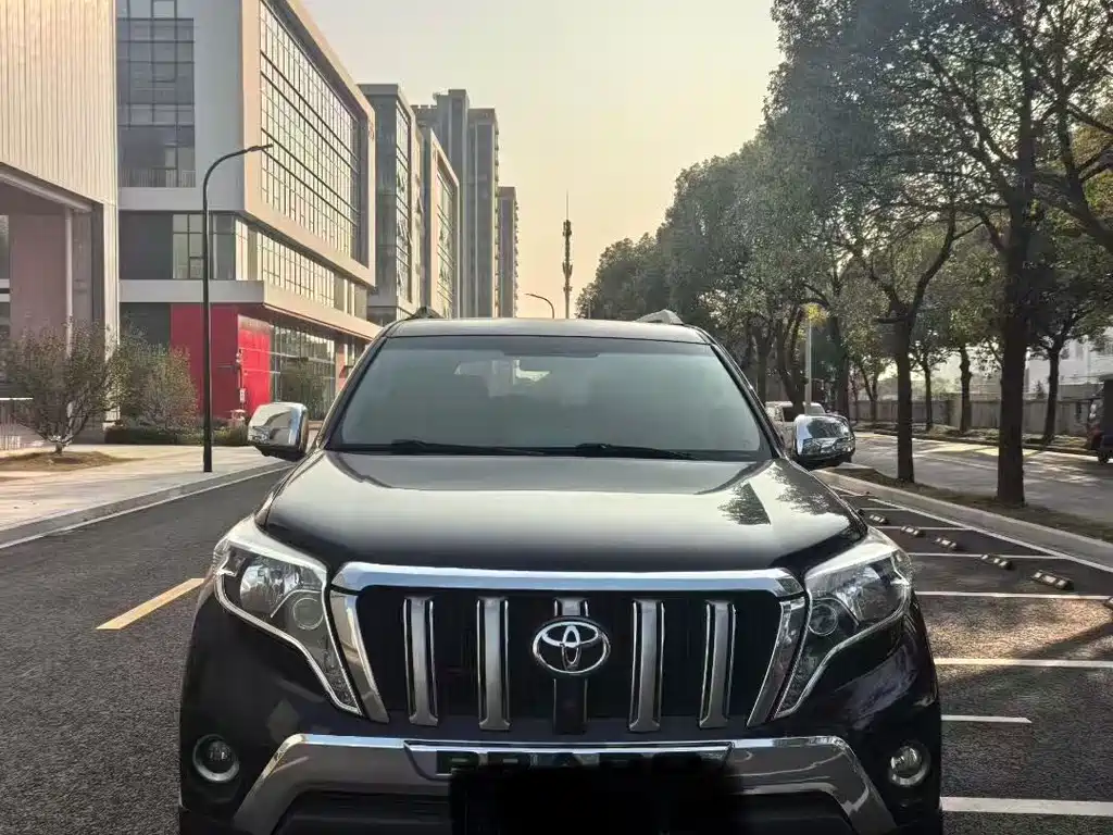 Toyota Toyota Prado (Imported) 2016 Model 2.7L Automatic 2017 - thumbnail 2