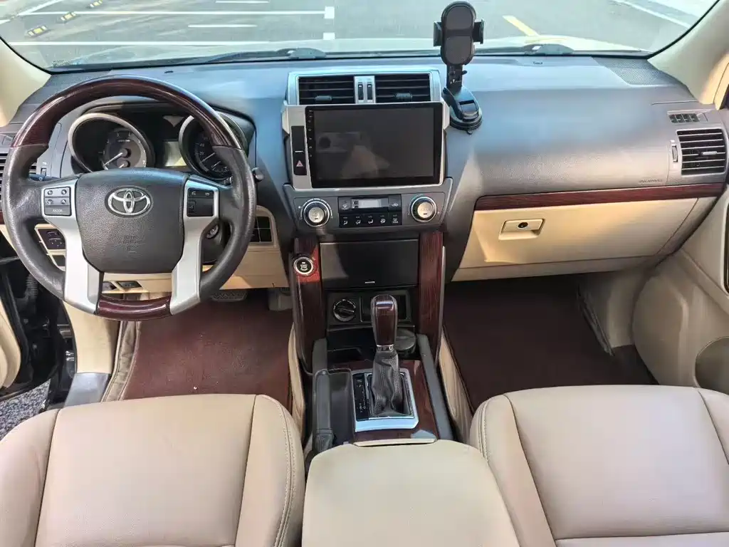 Toyota Toyota Prado (Imported) 2016 Model 2.7L Automatic 2017 - thumbnail 6
