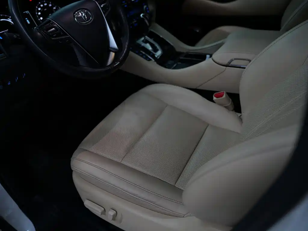 Toyota Alphard 2023 Crown Hybrid 2.5L HV Royal Edition 2023 - thumbnail 19