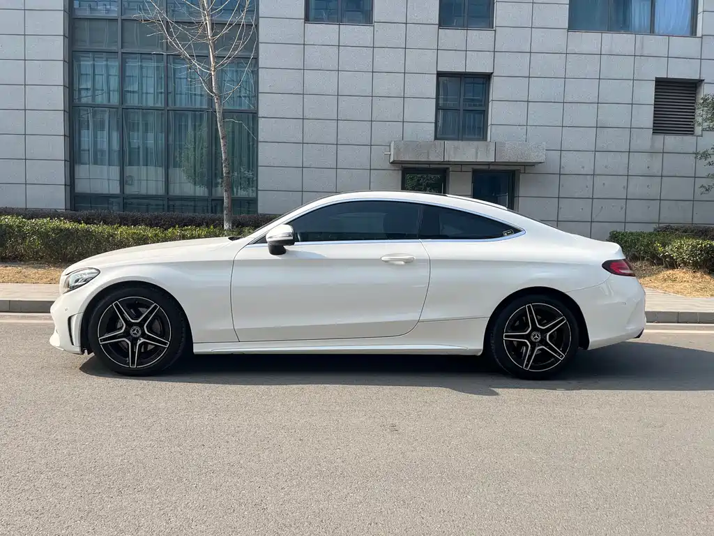 Mercedes-Benz Mercedes-Benz C-Class Coupe 2020 C 260 2019 - thumbnail 3