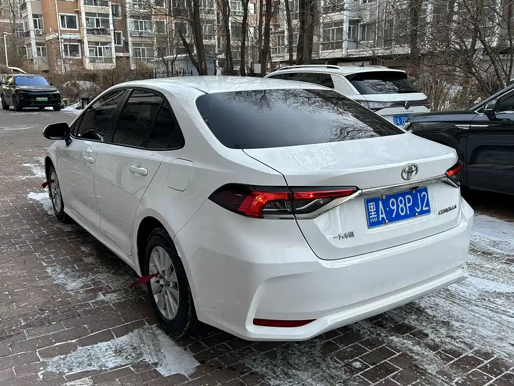 Toyota Toyota Corolla 2022 TNGA 1.5L CVT Pioneer Edition 2022 - thumbnail 5