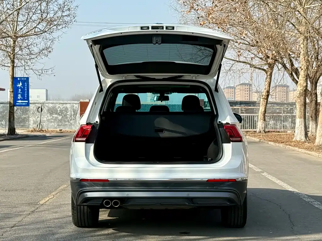 Volkswagen Volkswagen Tiguan L 2020 330TSI Automatic 2WD Panoramic Comfort Edition China VI 2021 - thumbnail 9