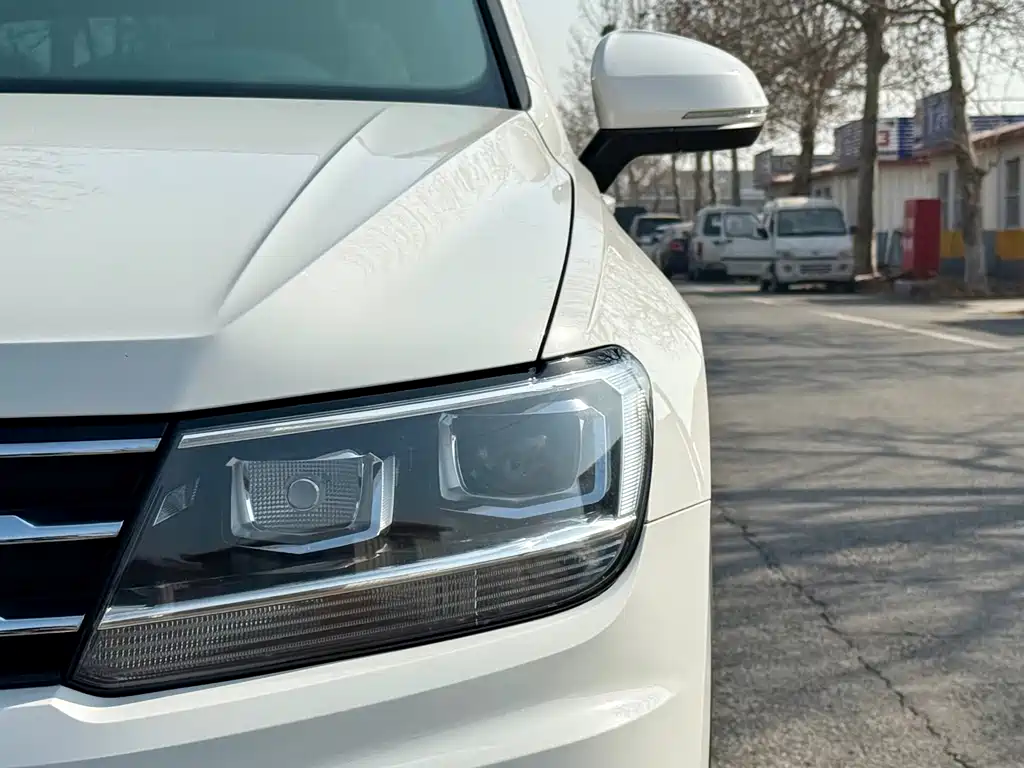 Volkswagen Volkswagen Tiguan L 2020 330TSI Automatic 2WD Panoramic Comfort Edition China VI 2021 - thumbnail 10