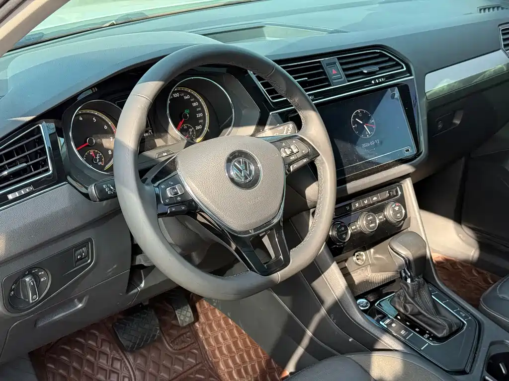 Volkswagen Volkswagen Tiguan L 2020 330TSI Automatic 2WD Panoramic Comfort Edition China VI 2021 - thumbnail 13