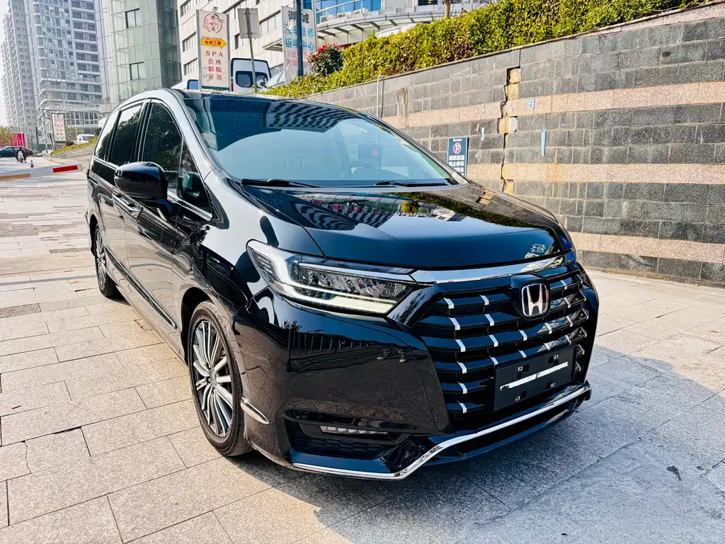 Honda Honda Elysion 2022 2.0L e:HEV Luxury Edition 2023 - thumbnail 3