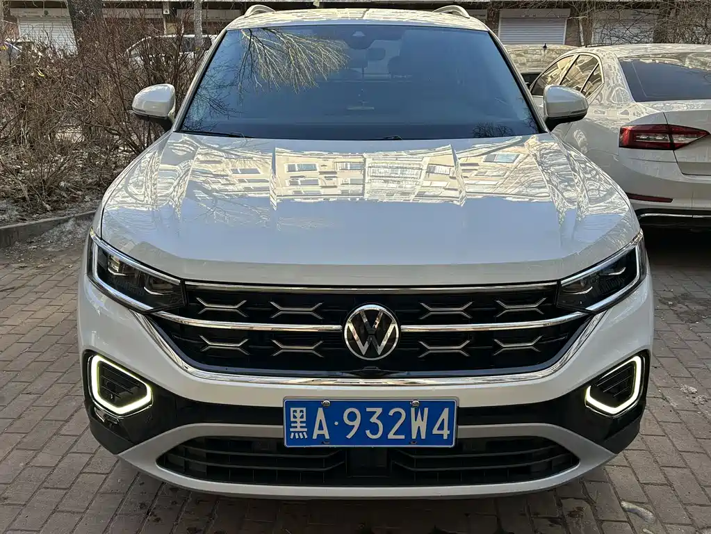 Volkswagen Tayron 2023 280TSI 2WD Luxury Plus Advanced Edition 2023 - thumbnail 3