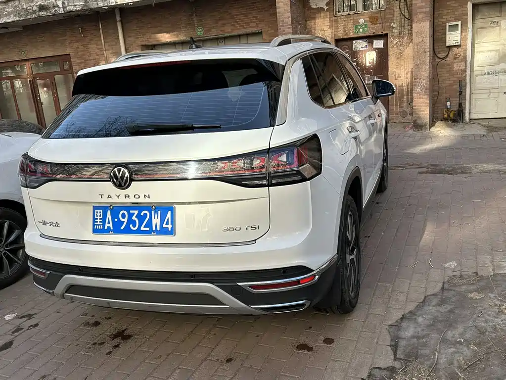 Volkswagen Tayron 2023 280TSI 2WD Luxury Plus Advanced Edition 2023 - thumbnail 4