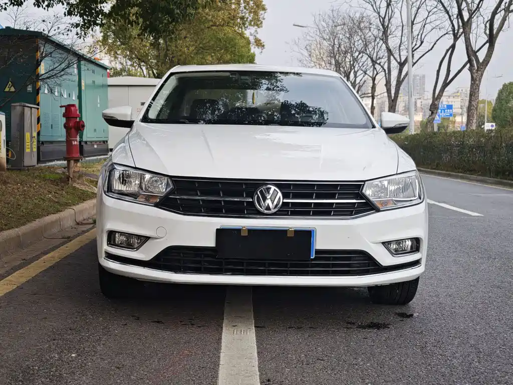 Volkswagen Volkswagen Bora 2018 1.5L Automatic Comfort Model 2017 - thumbnail 2