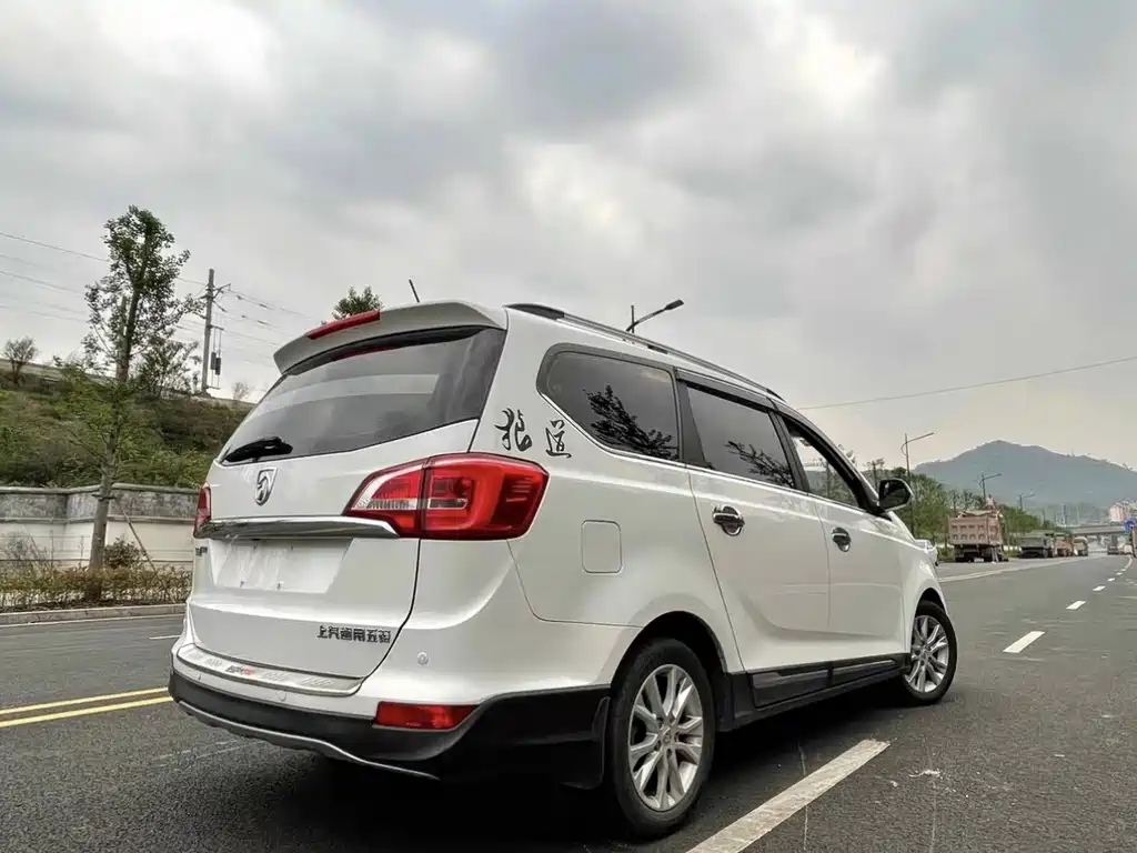 Baojun Baojun 730 2014 1.5L Manual Comfort 7-seater 2014 - thumbnail 7