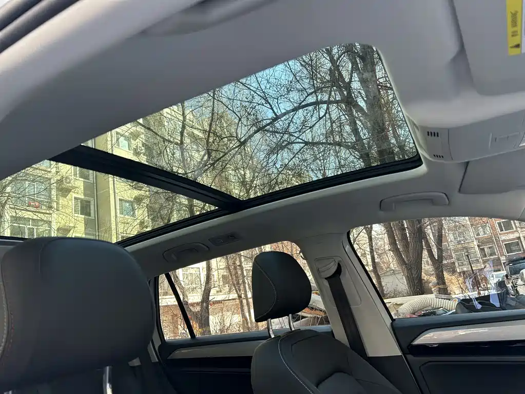 Volkswagen Tayron 2022 280TSI Front-Wheel Drive Luxury SmartLink Edition 2022 - thumbnail 19