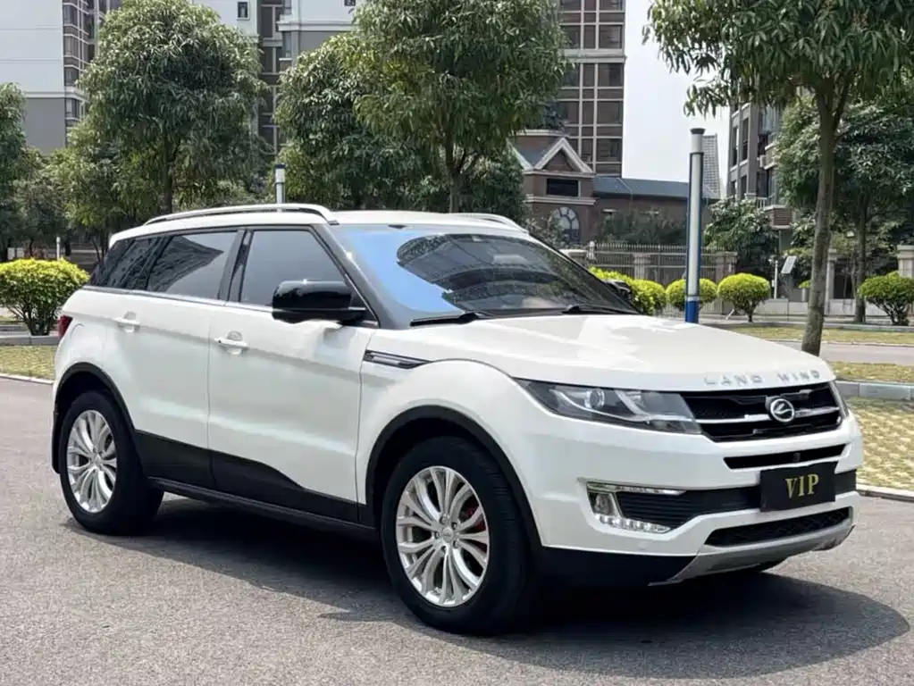 Landwind Lifan X7 2015 2.0T Panoramic Flagship Edition 2016 - thumbnail 2