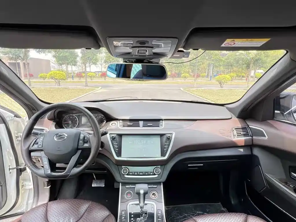 Landwind Lifan X7 2015 2.0T Panoramic Flagship Edition 2016 - thumbnail 3