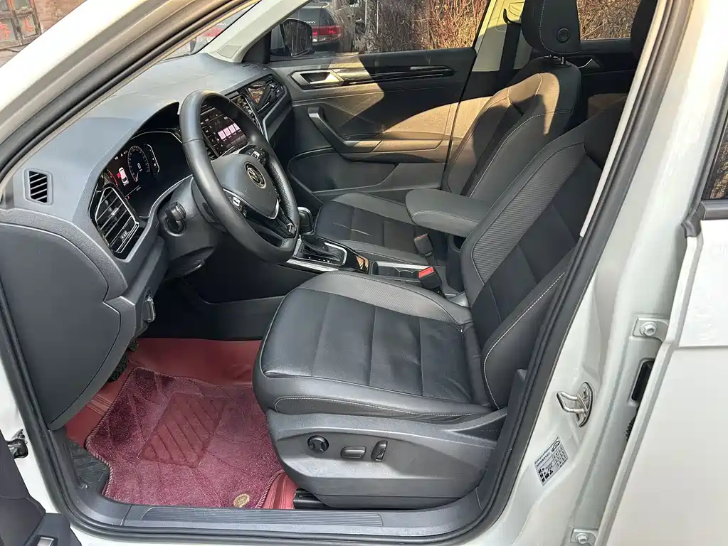 Volkswagen T-Roc 2022 280TSI DSG Front-Wheel Drive Comfort Plus 2022 - thumbnail 10