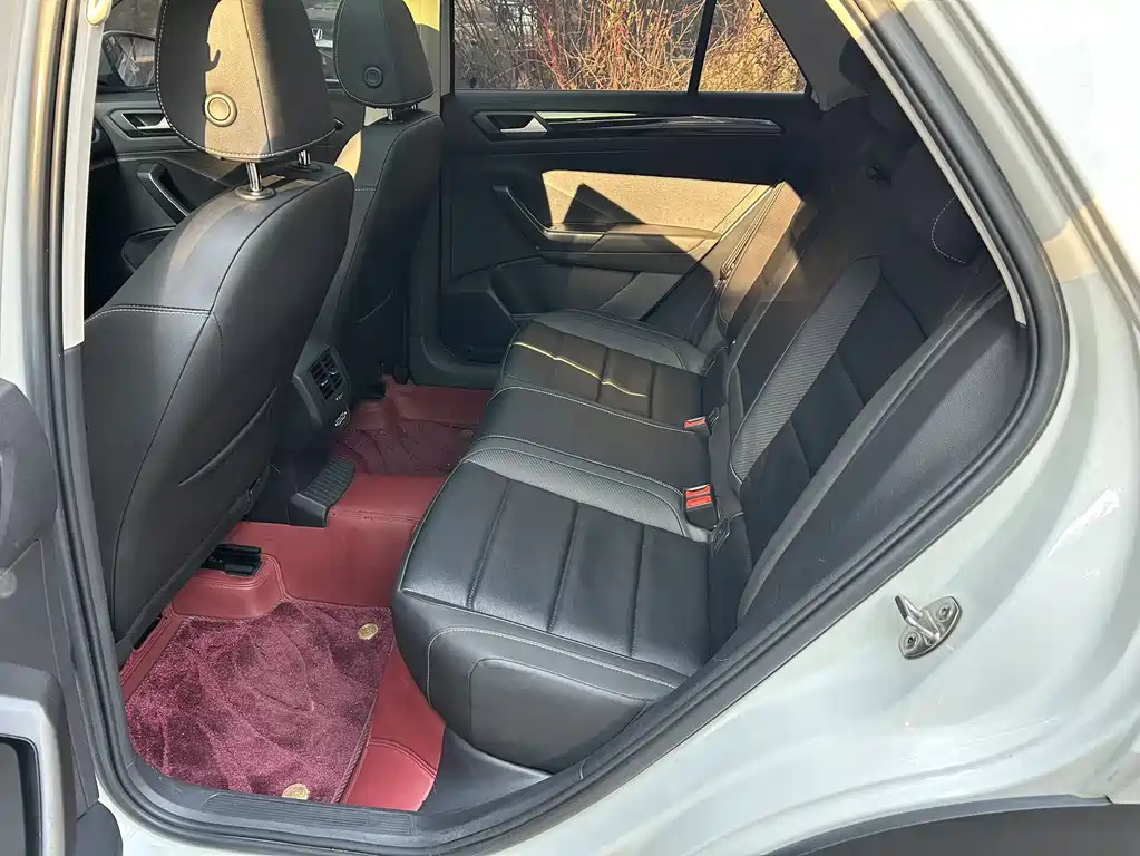 Volkswagen T-Roc 2022 280TSI DSG Front-Wheel Drive Comfort Plus 2022 - thumbnail 13