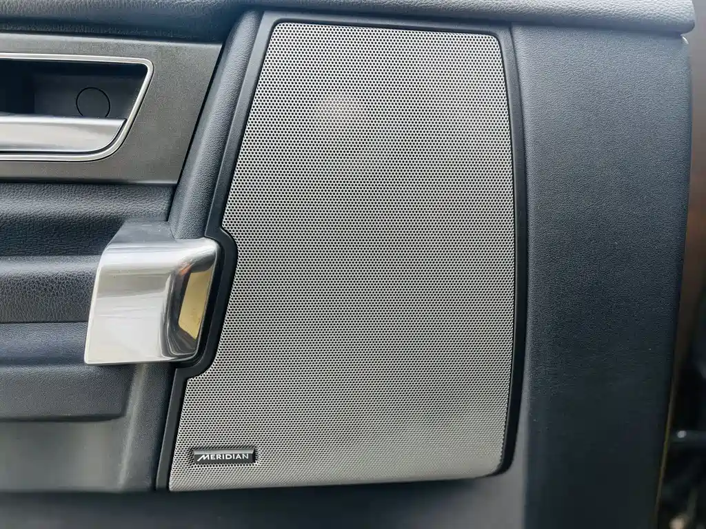 Land Rover Discovery 2014 3.0 SDV6 HSE Diesel 2014 - thumbnail 18